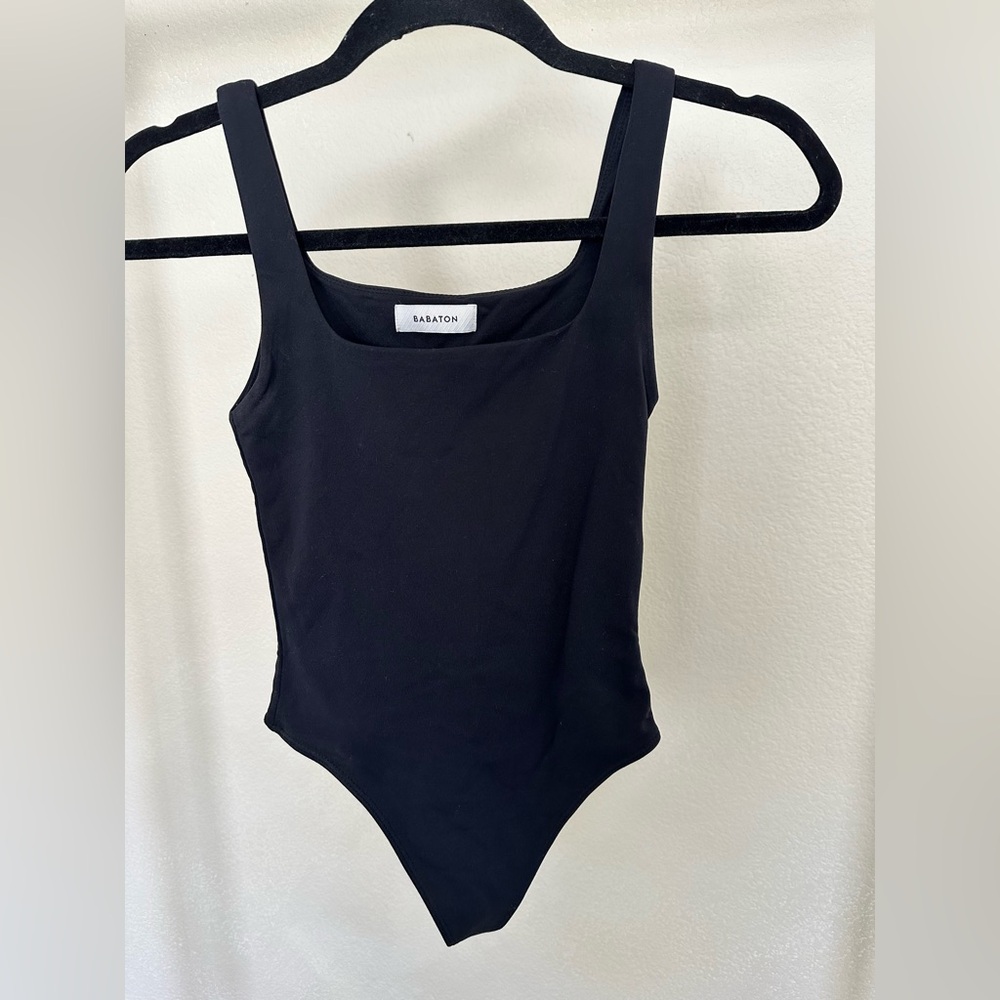 Aritzia Babaton Contour Black Sleeveless Square Neck Bodysuit Sz 2XS